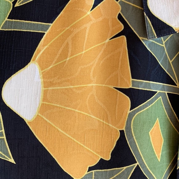 🎉HOST PICK 🎉 Tommy Bahama 100% Silk Aloha Shirt - Large - Picture 6 of 12